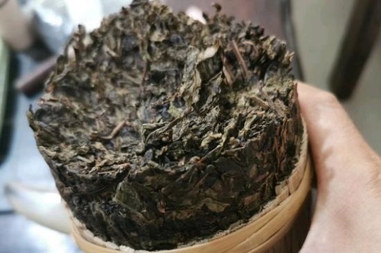 黑茶調(diào)理婦科病，女人喝黑茶好處太多了！