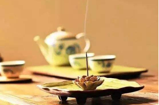 綠茶碧螺春怎么泡簡(jiǎn)易步驟，沖泡碧螺春的十二步驟口訣