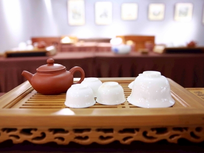 千萬別做兼職茶藝師，女人學(xué)茶藝好嗎？