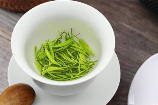 綠茶碧螺春怎么泡簡(jiǎn)易步驟，沖泡碧螺春的十二步驟口訣