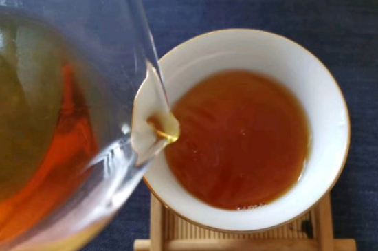 普洱茶十大學(xué)費(fèi)茶排名，吉普H是學(xué)費(fèi)茶？