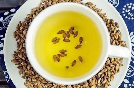 飯店喝的聞起很香的茶，餐館里的蕎麥茶還是大麥茶？