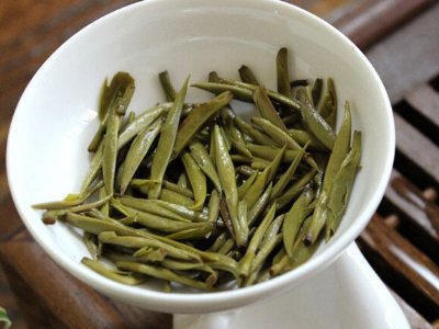 白毫銀針放幾年最好，白毫銀針什么年份最好？