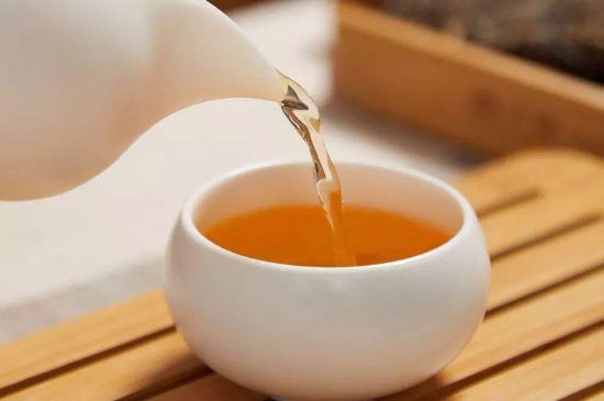 泡好的茶水放冰箱能保存多久，泡好的茶冷藏放多久？