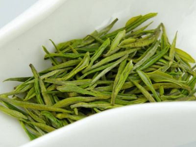 白茶顏色變黃還能喝嗎，發(fā)黃的白茶好不好？