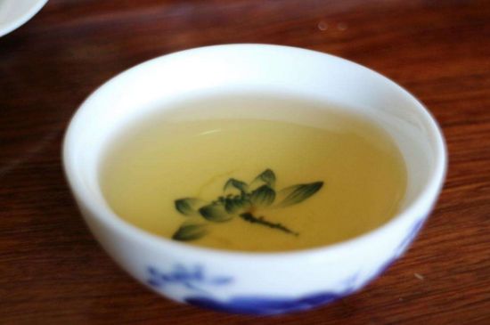 茉莉香精茶的鑒別方法，茉莉茶加香精怎樣識(shí)別？