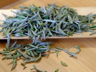 白毫銀針放幾年最好，白毫銀針什么年份最好？