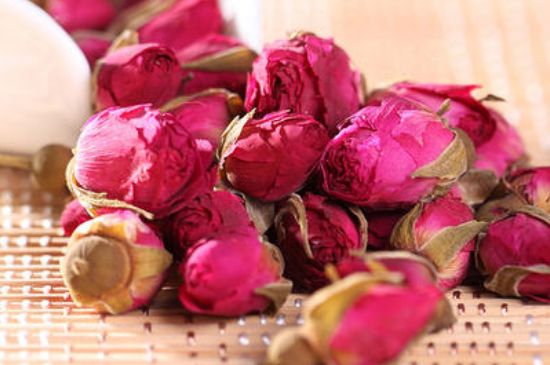 玫瑰花的最佳搭配，喝玫瑰花茶搭配什么喝好？