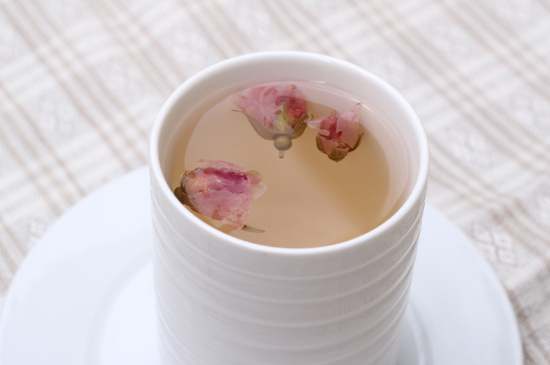 怎么判斷玫瑰花茶好不好，玫瑰花茶怎么樣鑒別