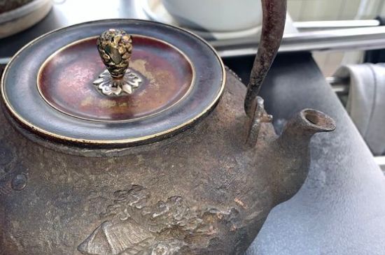 國產鐵壺危害，便宜鐵壺有毒嗎