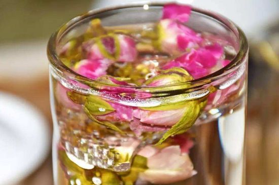 好玫瑰花茶多少錢一斤啊，玫瑰花茶價(jià)格多少錢合理？