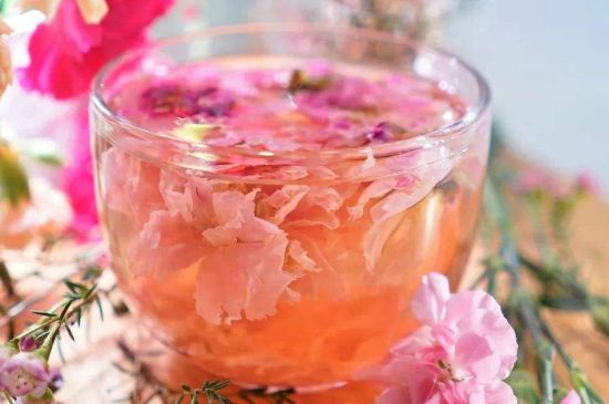 玫瑰花的最佳搭配，喝玫瑰花茶搭配什么喝好？
