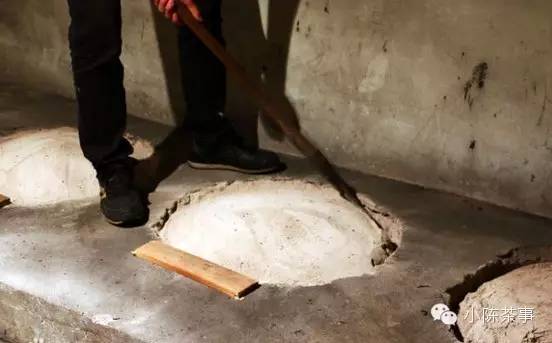 怎樣炭焙巖茶？揭秘武夷巖茶的炭焙技藝