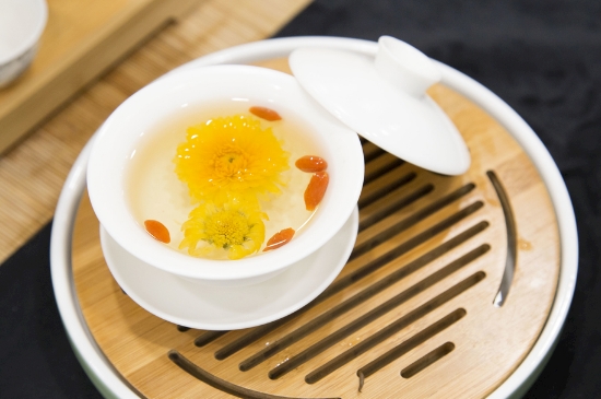 菊花茶天天喝行嗎，每天喝菊花泡茶喝好嗎？