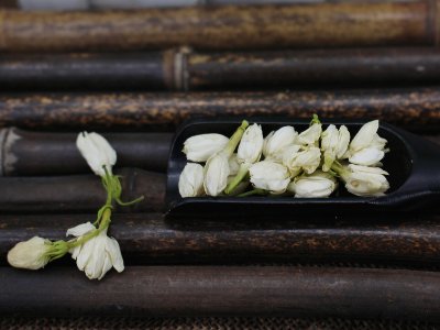 茉利花茶有什么功效作用，不適合什么人喝？