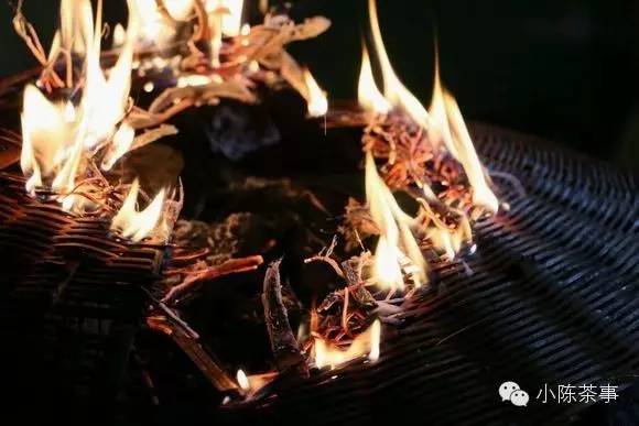 怎樣炭焙巖茶？揭秘武夷巖茶的炭焙技藝