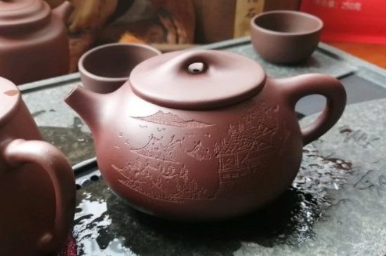 紫砂開壺和不開壺的區(qū)別，<a href=http://www.hnlxdf.com/chaju/zisha/ target=_blank class=infotextkey>紫砂壺開壺</a>的正確方法及開壺建議