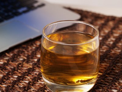 女孩喝茉莉茶的好處，茉莉花茶女生喝好嗎？