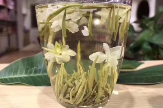 茉莉銀針屬于什么茶，茉莉銀針適合什么人喝？