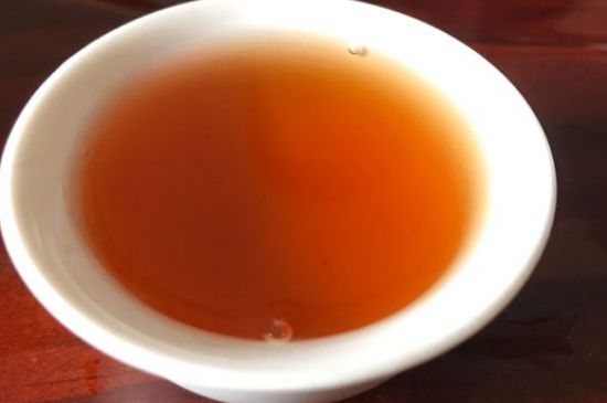 正山小種喝起來苦澀有點酸對嗎，正山小種發(fā)酸有害嗎