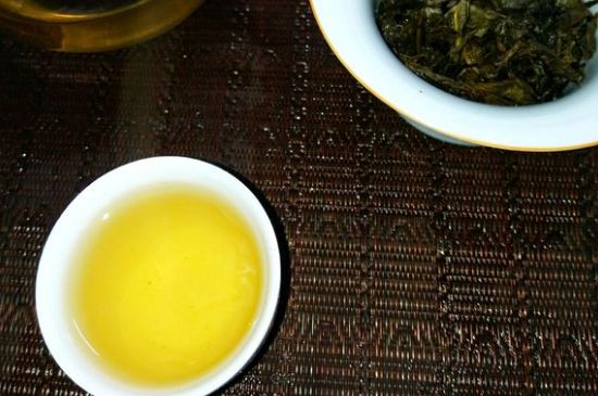一天什么時候喝黑茶最好，喝黑茶一天最佳時間和季節(jié)