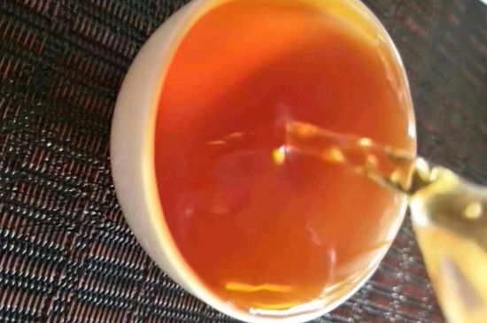 紅茶加冰糖的副作用，紅茶加冰糖好處和壞處