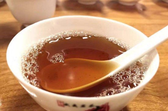 肉桂茶和大紅袍哪個(gè)貴，武夷山肉桂與大紅袍的價(jià)格比較