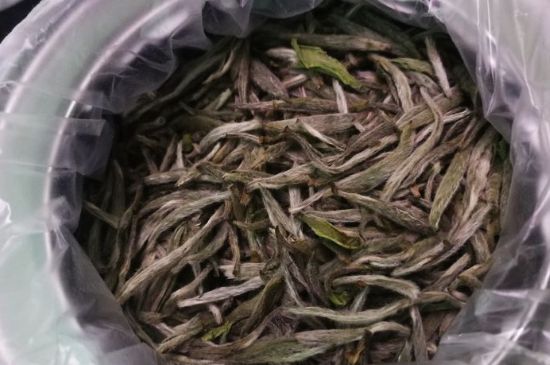 新白毫銀針和老白毫銀針的區(qū)別，新老白毫銀針的品質(zhì)特征