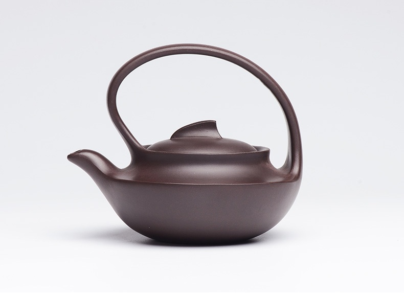 提梁精美紫砂壺，創(chuàng)意手工紫砂壺